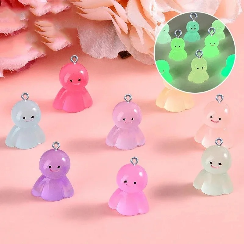 10 Pezzi Ciondoli in Resina a  - Resin Crafts Diy recensione e prezzo