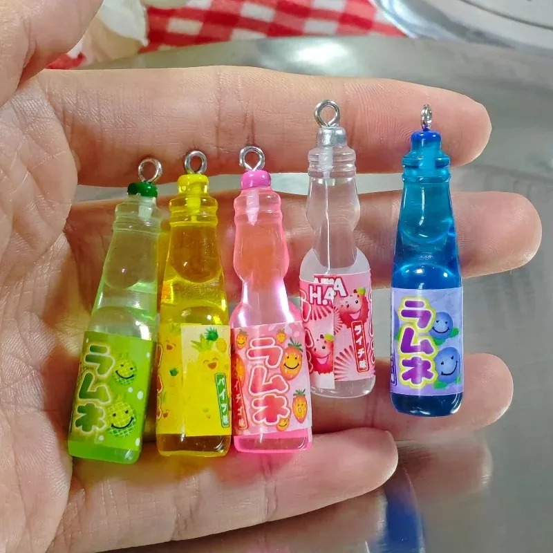 10 Pezzi Ciondoli in Resina a  - Resin Crafts Diy recensione e prezzo