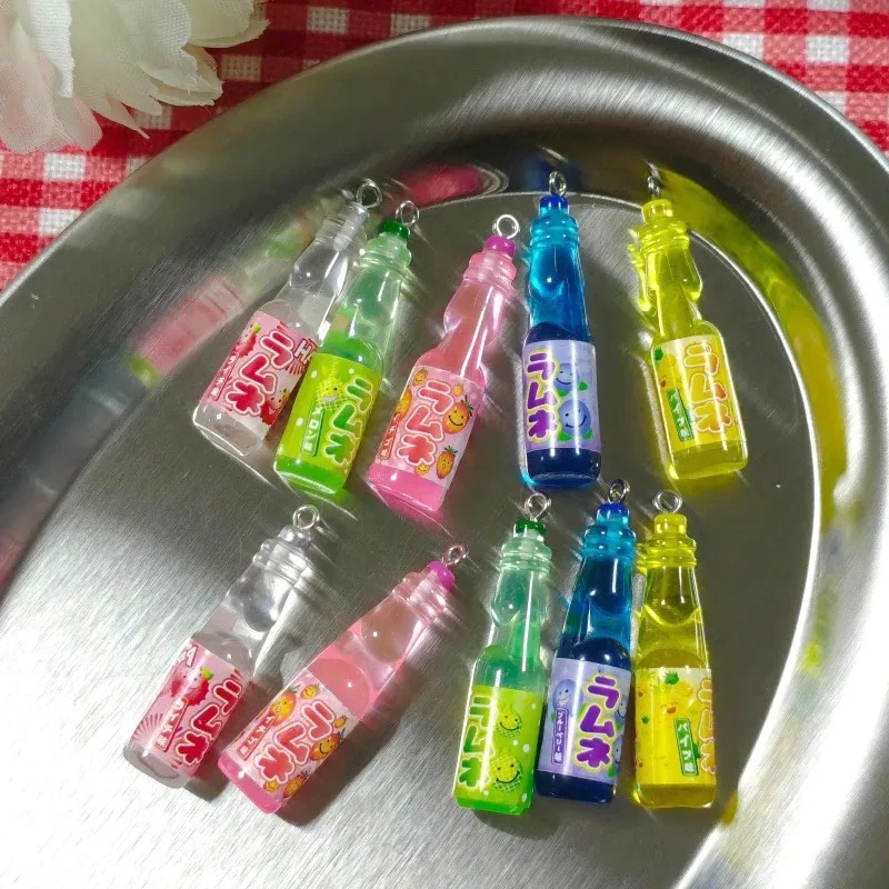 10 Pezzi Ciondoli in Resina a  - Resin Crafts Diy recensione e prezzo