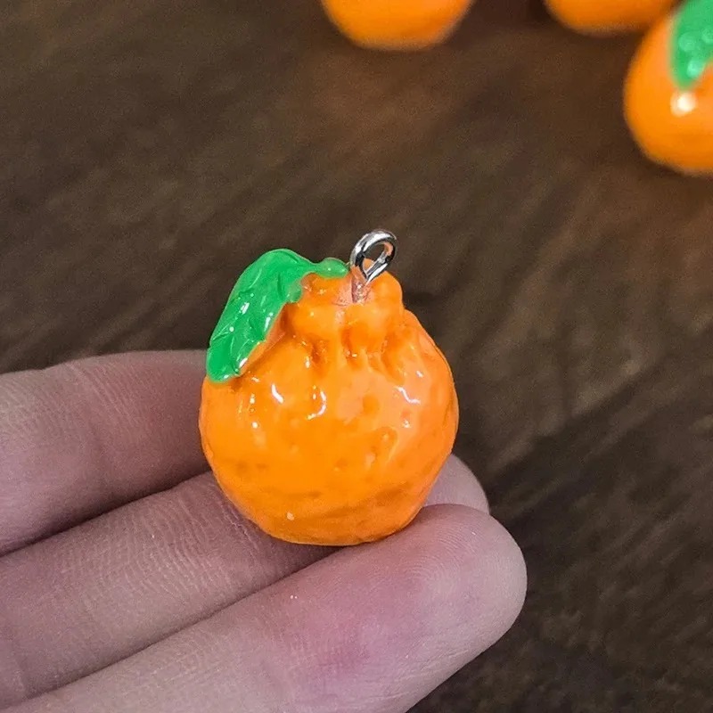 10 Pezzi Ciondoli in Resina a  - Resin Crafts Diy recensione e prezzo