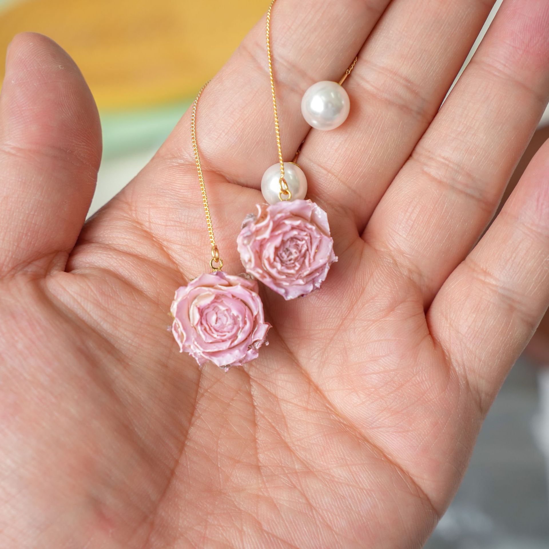 Orecchini Lunghi Eleganti con  - Flower Preservation Resin recensione e prezzo
